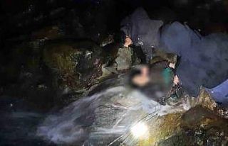 Hayvanlarının peşine giden çoban uçuruma yuvarlanarak...