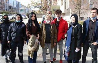 Hayvansever kadının çenesini kıran sanığa 7...