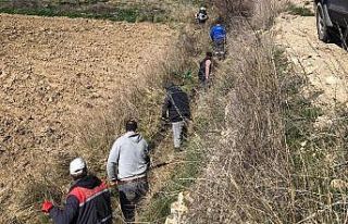 Hisarcık’ta sulama kanalı temizliği