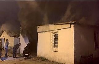 Hurdalık alanda çıkan yangın hortum deposuna sıçradı,...