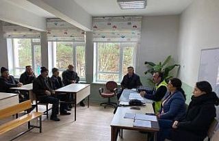 İhsaniye’de çiftçilere yönelik bilgilendirme...