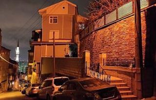 İlaç içtikten sonra alkol alınca intihar ettiğinden...