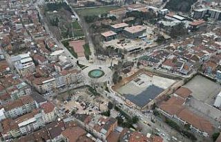 İnegöl’de Merkez Park şekilleniyor