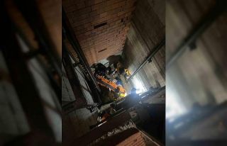 İnşaat işçisi asansör boşluğuna düştü: 1...