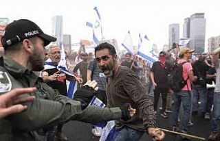 İsrail’de yargı reformu gösterilerinde yollar...