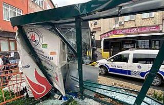 İstanbul’da halk otobüsü dehşeti: Önüne geleni...