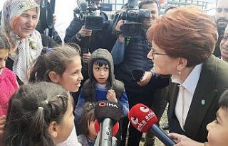İYİ Parti Genel Başkanı Akşener, çadır kentlerde...