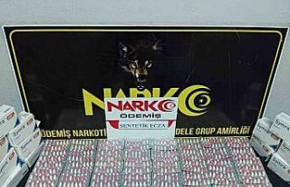 İzmir’de 2 bin 800 adet sentetik ecza maddesi ele...