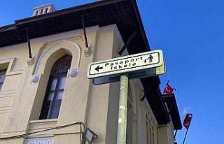 İzmir’de deniz ulaşımına fırtına engeli