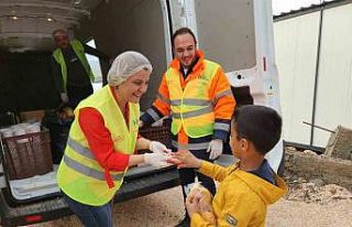 İzmit Belediyesi Pazarcık’ta yaraları sarmak...