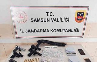 Jandarmadan 17 adrese eş zamanlı operasyon: Paket...
