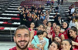 Kadın Voleybol Ligi’nde Şampiyon Manavgat Belediyespor