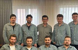 Kadınların gömlek sürprizi kocalarını şaşırttı