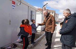 Kahramanmaraş Afşin’de konteynerkentte yaşam...