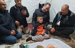 Kahramanmaraşlı küçük Eymen’e çadırda doğum...