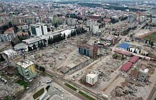 Kahramanmaraş’ta enkaz kaldırma çalışmaları...