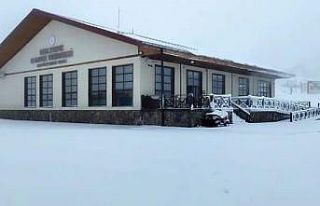 Karabük’te kar yağışı yeniden yüzünü gösterdi