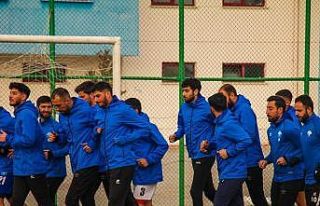 Karakoçan 1985, antrenmanlarını sürdürüyor