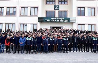 Karatay Belediyesinden Hatay’da görev yapan personele...