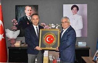 Karslıoğlu: “Belediye meclisinde ve milletvekilliğinde...