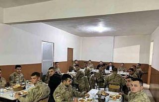 Kaymakam Karakaş, jandarmayla iftar açtı