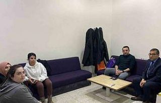 Kaymakam Karakaş, sağlık alışanlarıyla bir araya...