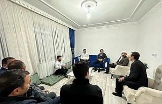 Kaymakam Kurt şehit ailesi ile iftarını açtı