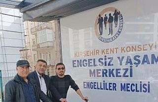Kent Konseyi Engeller Meclisinden engelli depremzedelere...