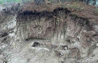 Kepçeyle yapılan kaçak kazıda 6 şüpheli suçüstü...