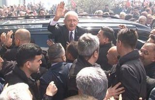Kılıçdaroğlu’na İzmir’de miting gibi karşılama