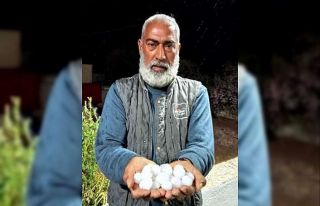 Kilis’te ceviz büyüklüğünde dolu yağdı, ürperten...