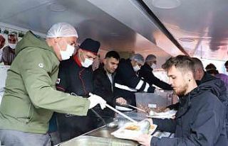 Kırıkkale’de yemek yapamayan yüzlerce aileye...