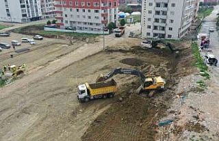 Kocaeli Büyükşehir, Hatay esnafına 7 noktada prefabrik...