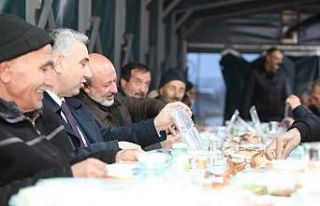 Kocasinan Belediyesi, iftar yemeğini evlere ulaştırdı