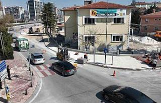 Konya Büyükşehir’den Demiryolu Caddesinde trafiği...