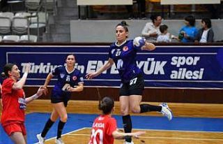 Konyaaltı’nın bileği bükülmüyor