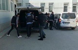 Konya’da meyve suyu kutusunda eroin ele geçirildi