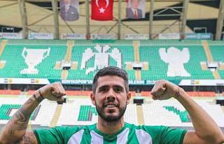Konyaspor’da toplu imza töreni
