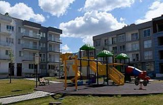 Kuşadası baharı 7 yeni parkla karşılıyor