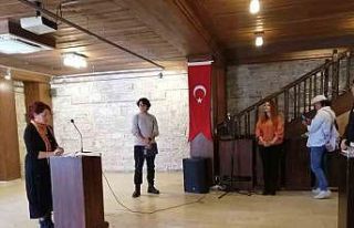 Kuşadası’nda ’Dünya Tiyatro Günü’ kutlandı