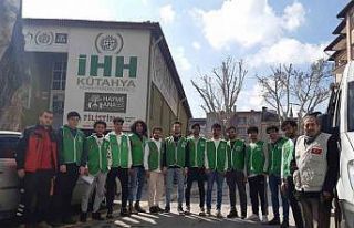 Kütahya İHH’dan deprem bölgesine 15 kişilik...