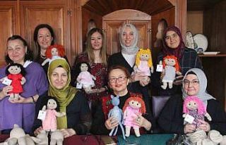 Kütahya’da gönüllü anneler depremzede çocuklar...