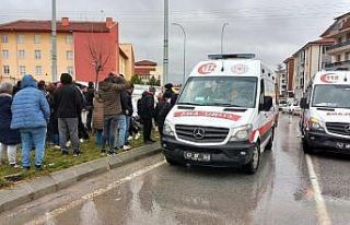 Kütahya’da işçi servisi ile münibüs çarpıştı:...
