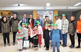 Kütahya’da özel eğitim gören öğrenciler unutulmadı