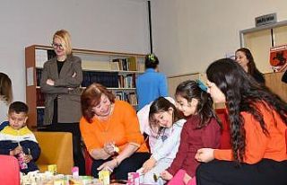 Kütüphane Haftası depremzede çocuklarla kutlandı