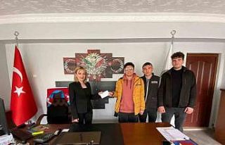 Lise öğrencilerinden örnek davranış