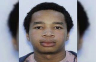 Lisede iki kişiyi vuran öğrencinin cansız bedeni...