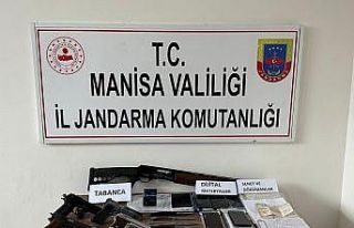 Manisa merkezli 3 ilde suç örgütüne jandarma baskını