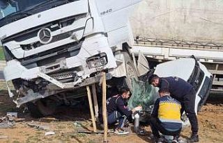 Mardin’de tır otomobili biçti: 2 ölü, 2 yaralı