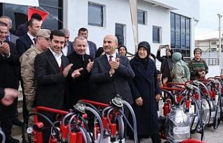 Mardin’de üreticilere süt sağım makinesi desteği